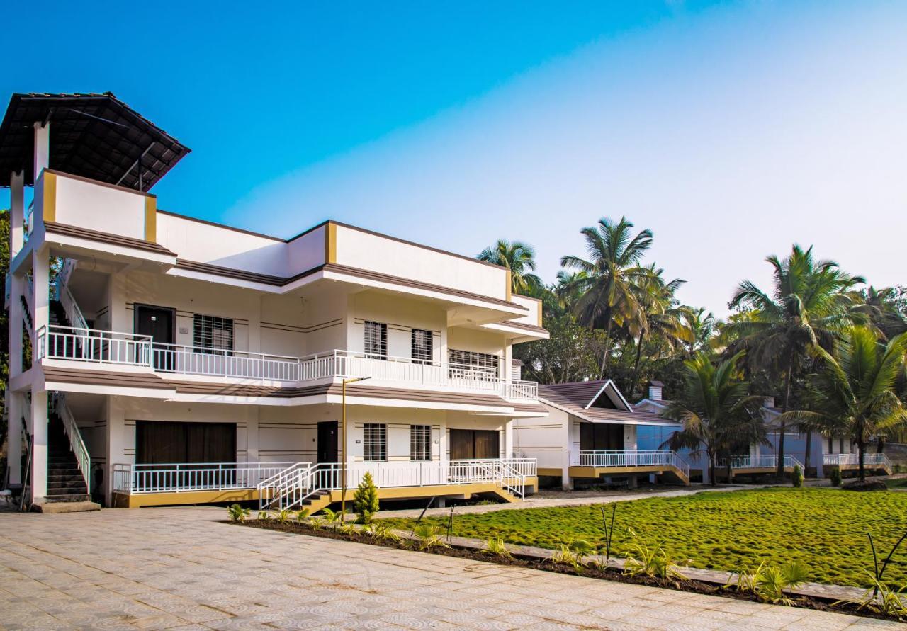 Mastiff Select Terrain Dandeli Hotel Екстериор снимка