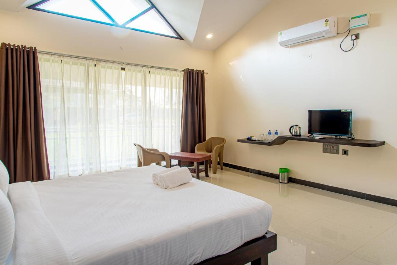 Mastiff Select Terrain Dandeli Hotel Екстериор снимка