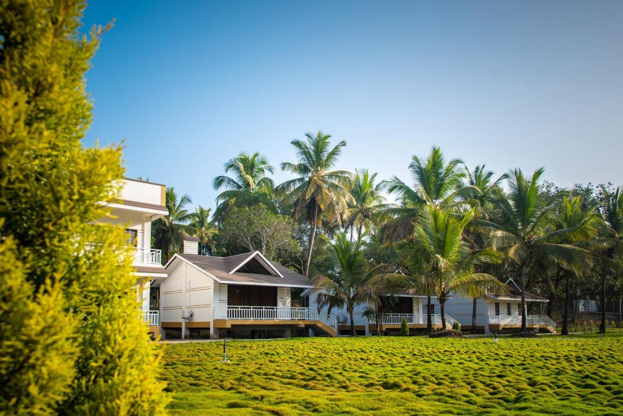 Mastiff Select Terrain Dandeli Hotel Екстериор снимка