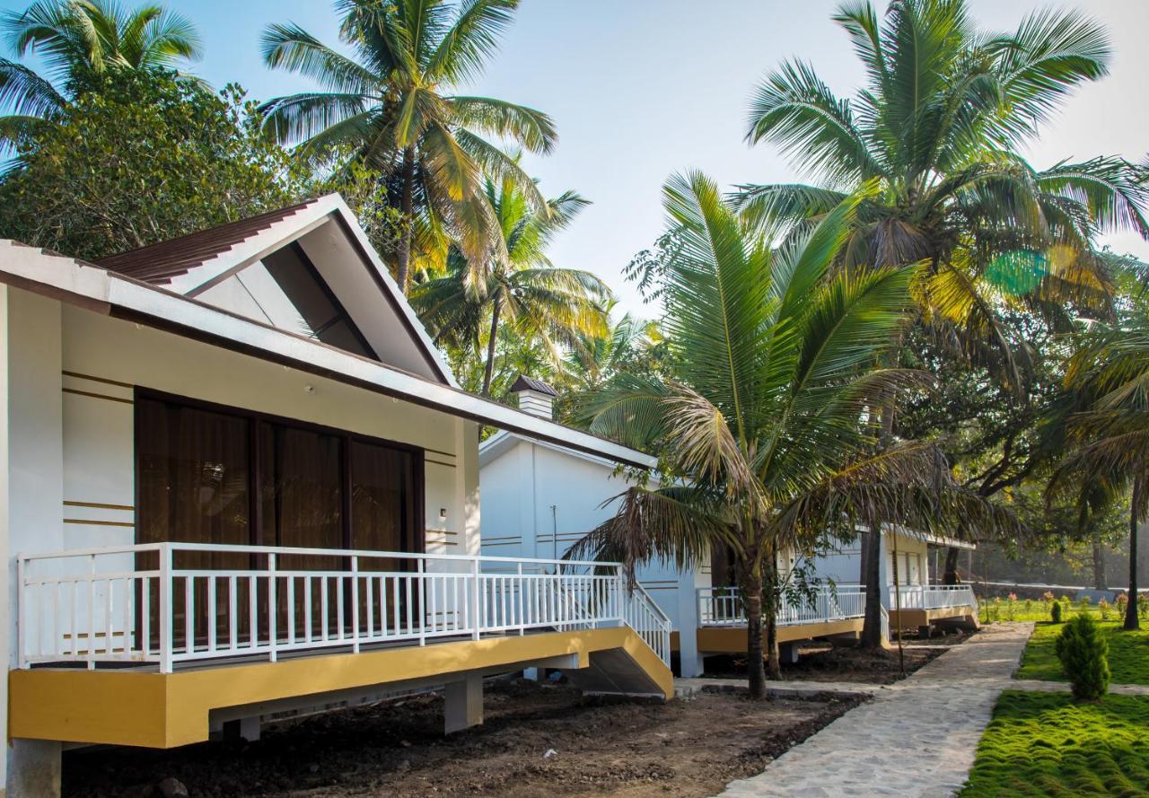 Mastiff Select Terrain Dandeli Hotel Екстериор снимка