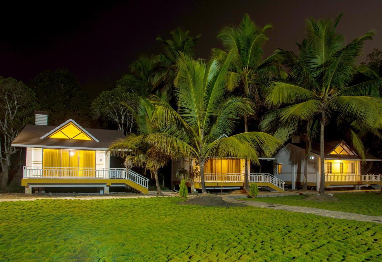 Mastiff Select Terrain Dandeli Hotel Екстериор снимка