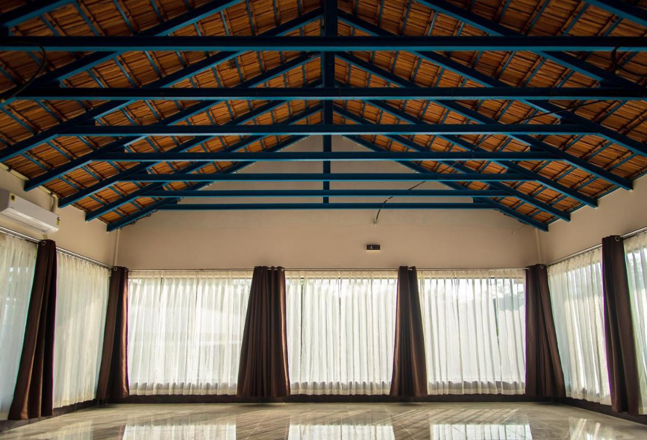 Mastiff Select Terrain Dandeli Hotel Екстериор снимка