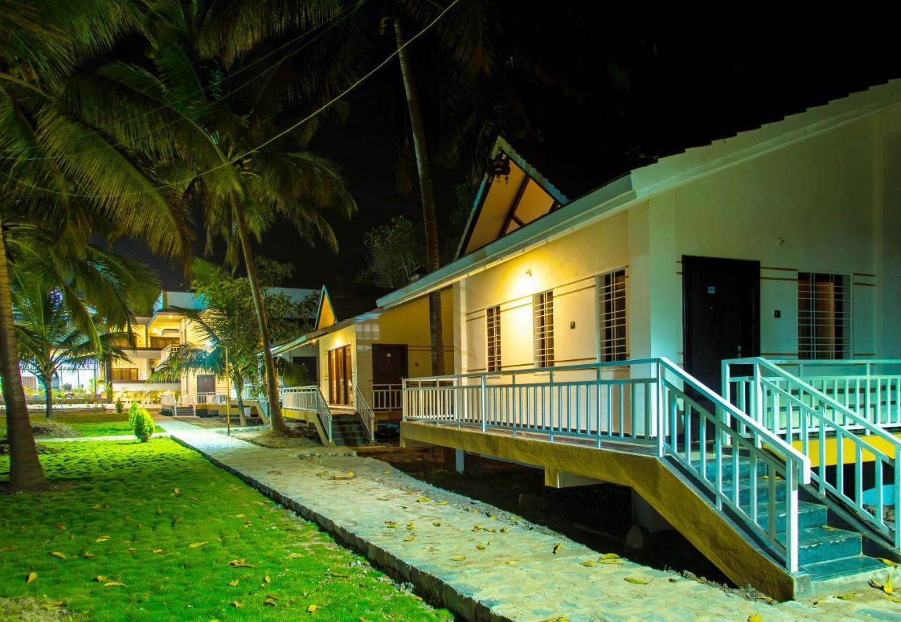 Mastiff Select Terrain Dandeli Hotel Екстериор снимка