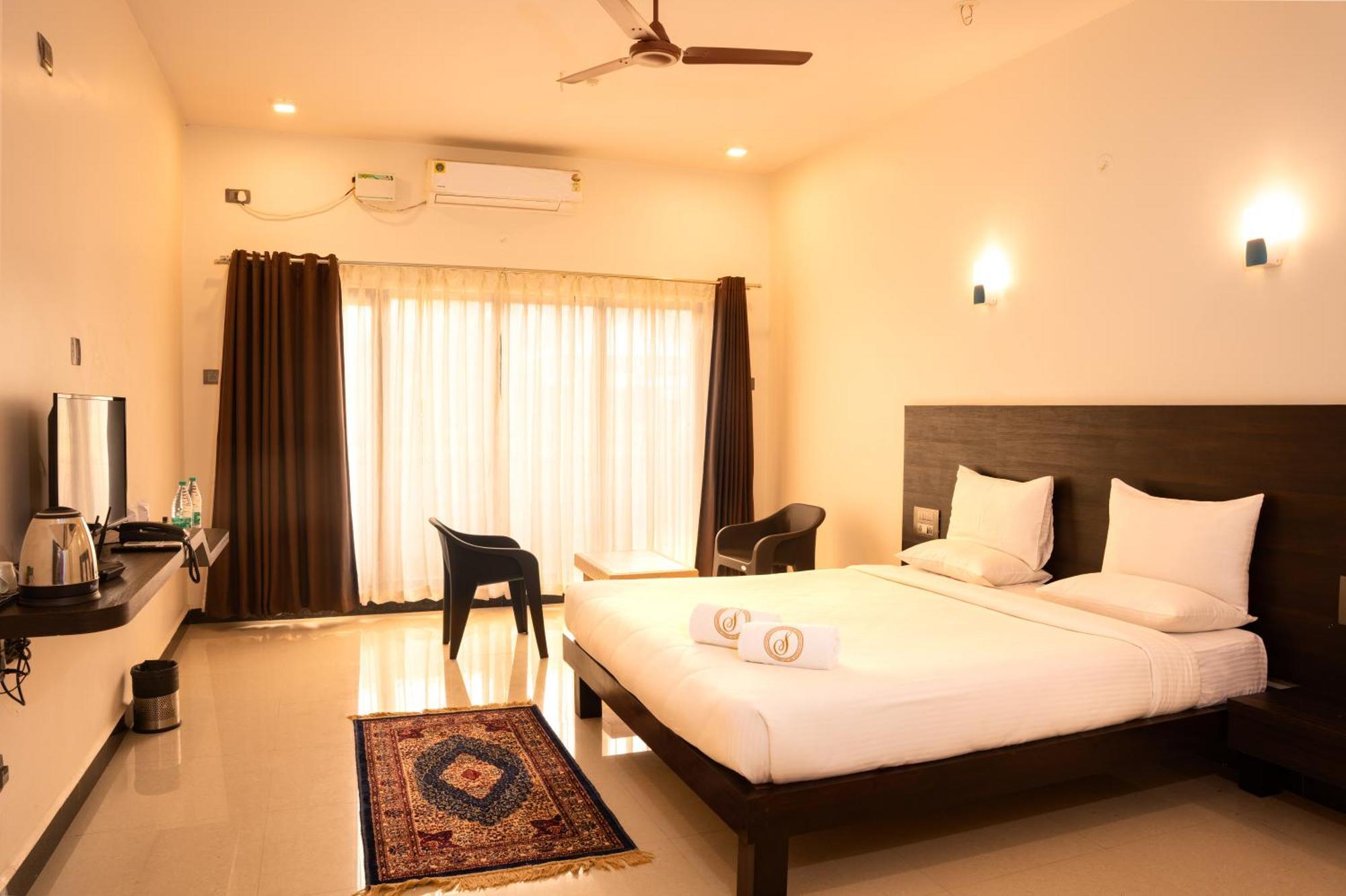 Mastiff Select Terrain Dandeli Hotel Екстериор снимка