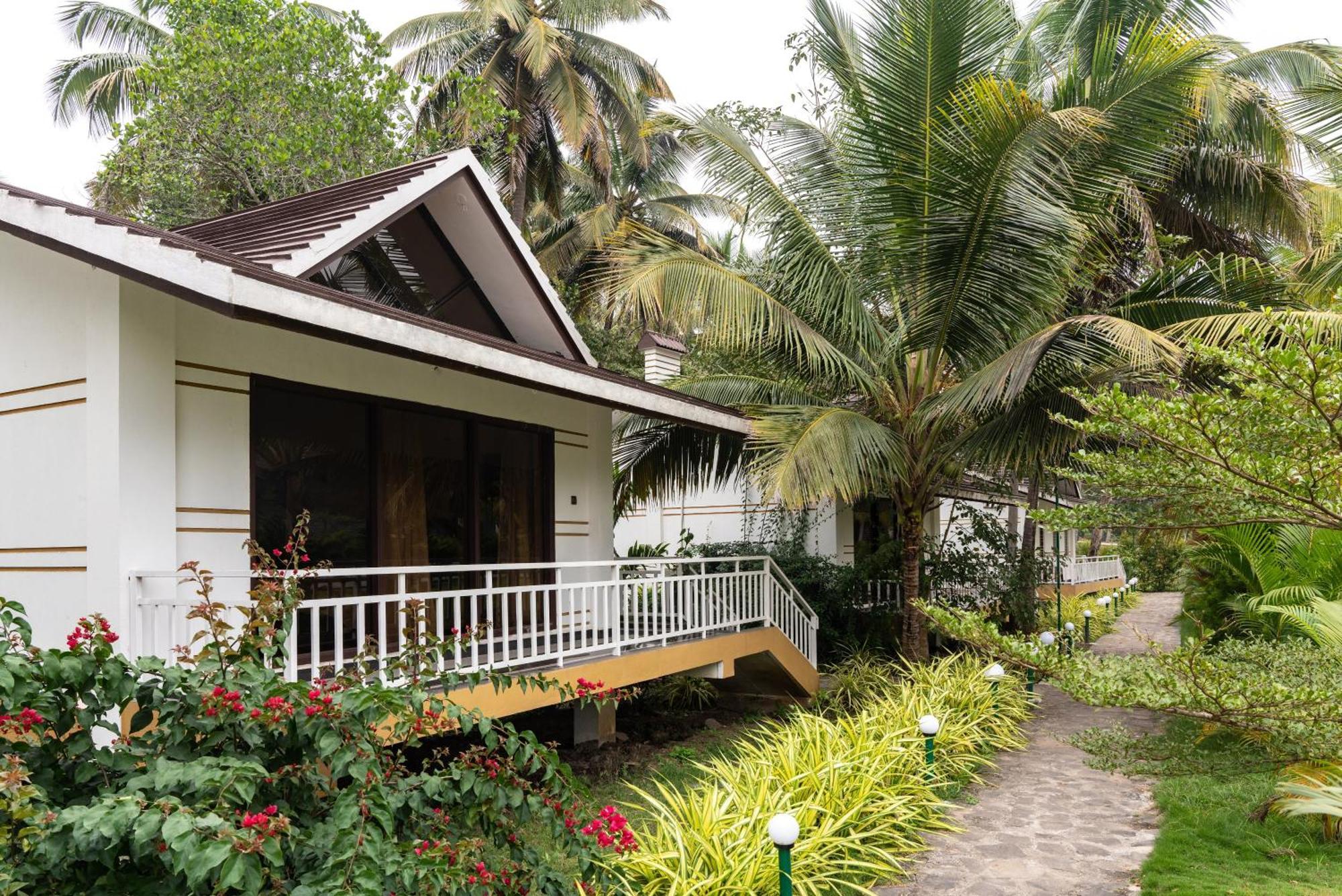 Mastiff Select Terrain Dandeli Hotel Екстериор снимка