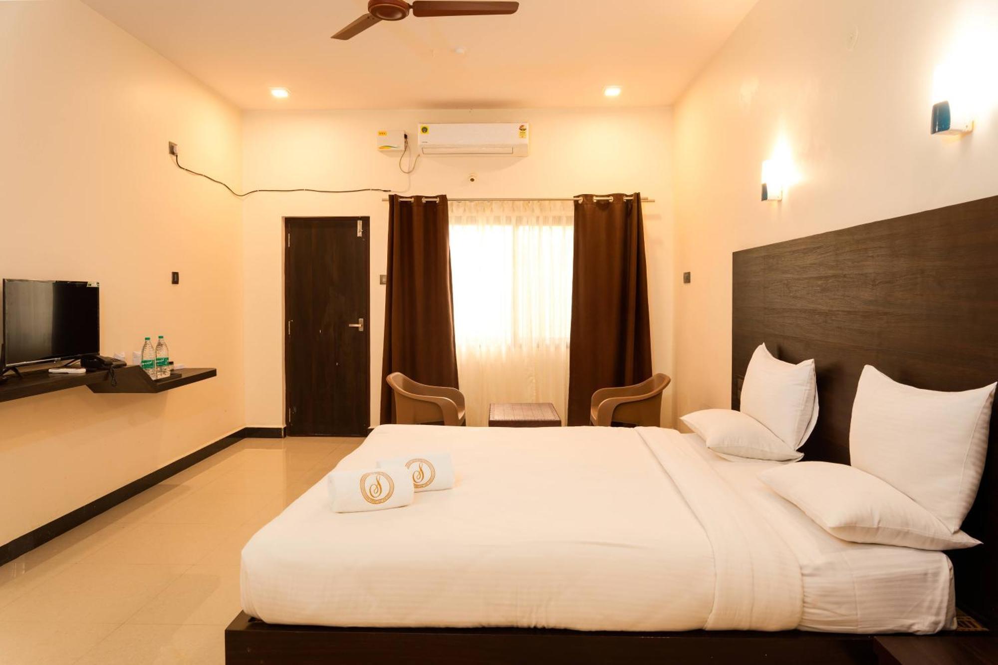 Mastiff Select Terrain Dandeli Hotel Екстериор снимка
