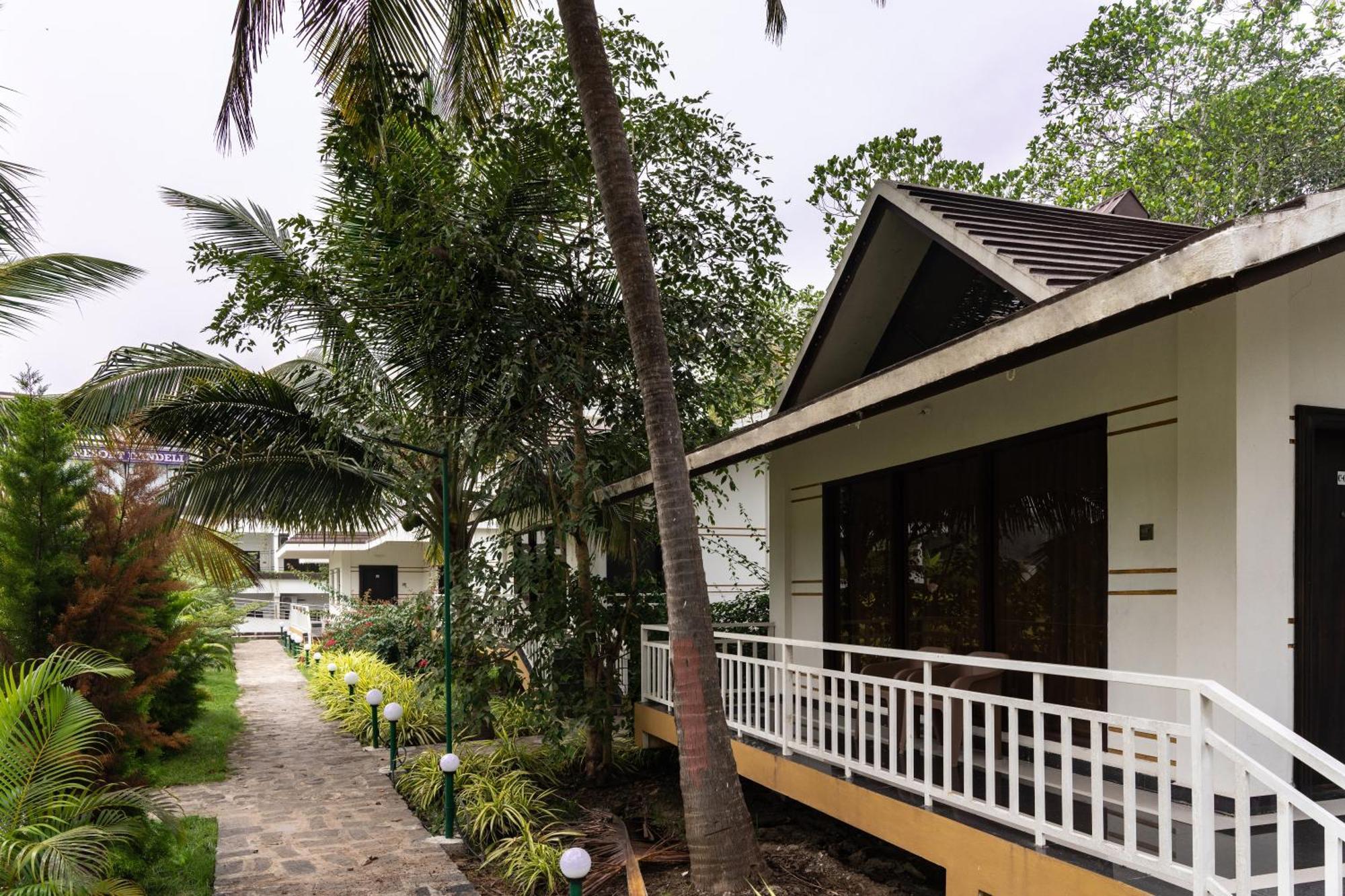 Mastiff Select Terrain Dandeli Hotel Екстериор снимка