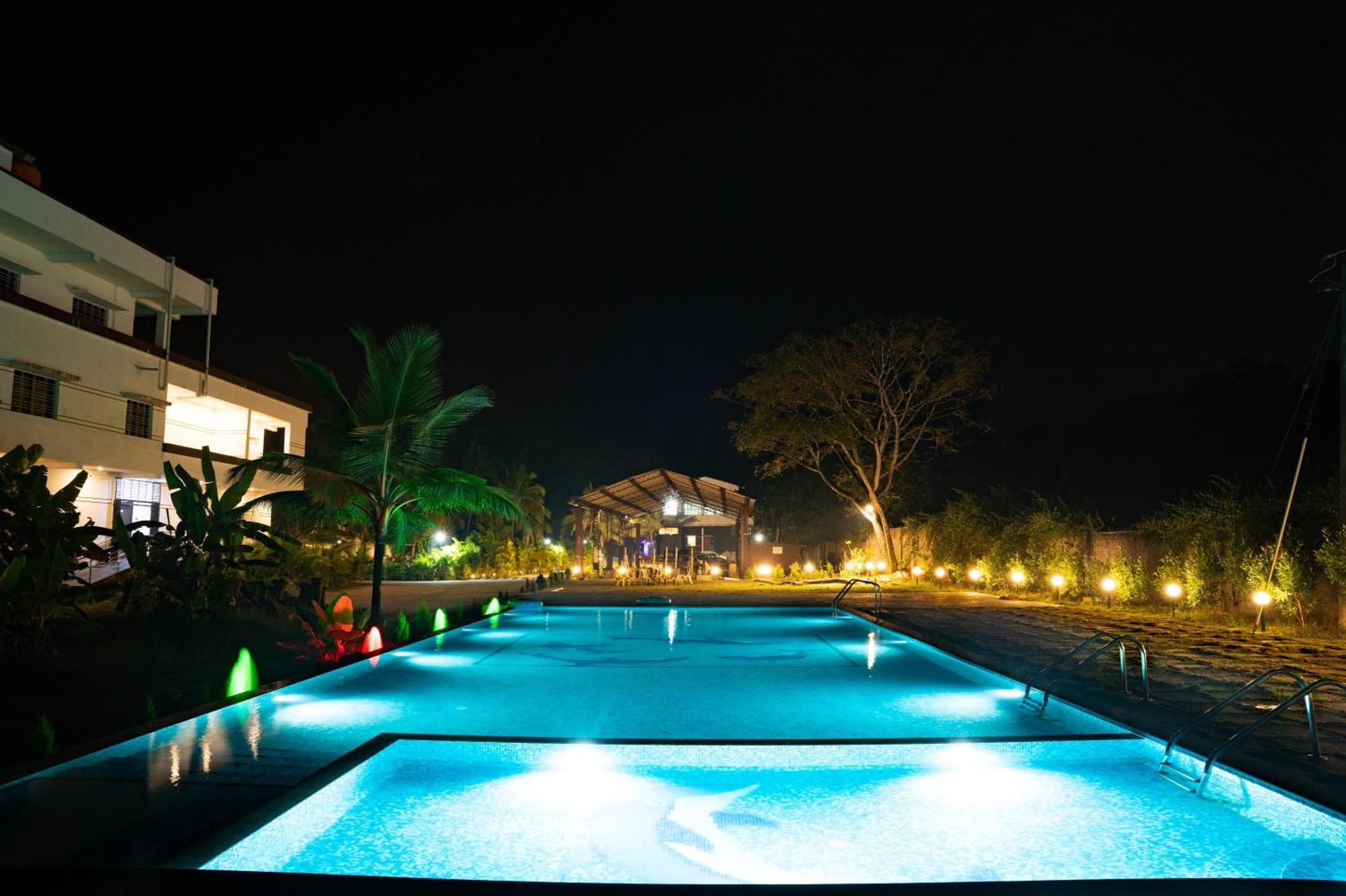 Mastiff Select Terrain Dandeli Hotel Екстериор снимка